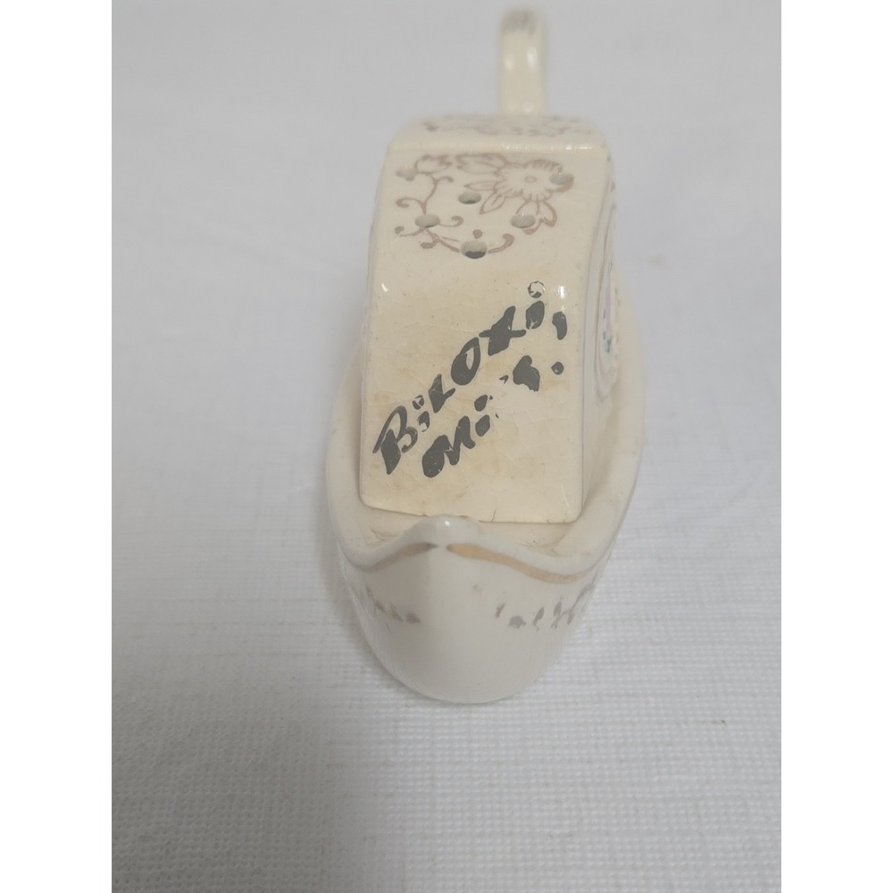 Vintage Salt And Pepper Shakers Ganglion Boat 3 Piece Set Biloxi Mississippi - Picture 2 of 6